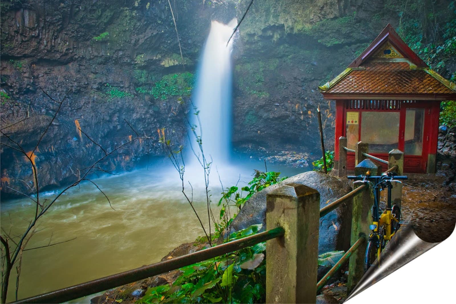 Curug Dago Waterfall